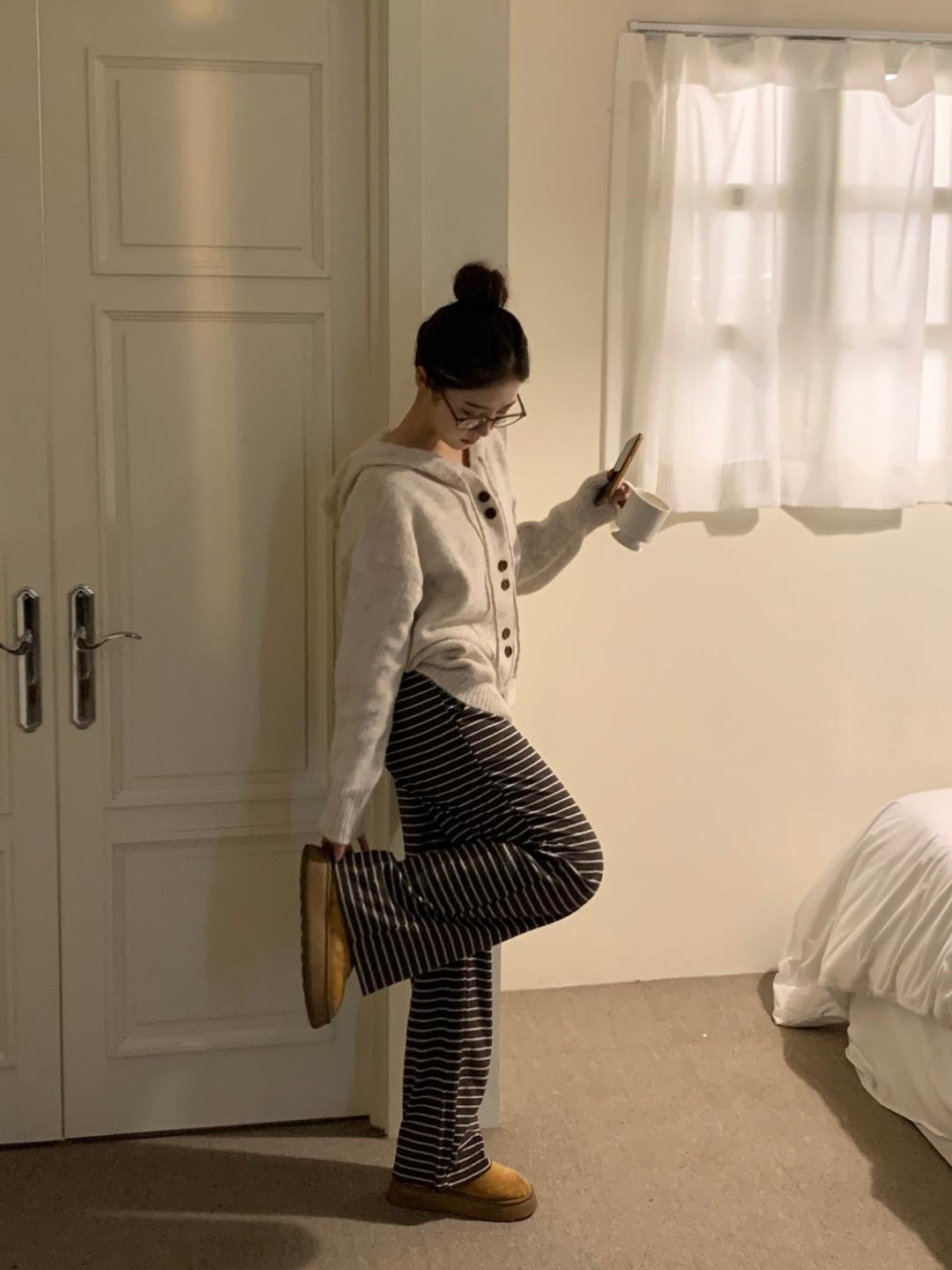 오브더로지 [갓성비/핀터레스트무드] 포티 스트라이프 팬츠 츄리닝 파자마 마실룩 트레이닝팬츠 줄무늬바지 (3col)