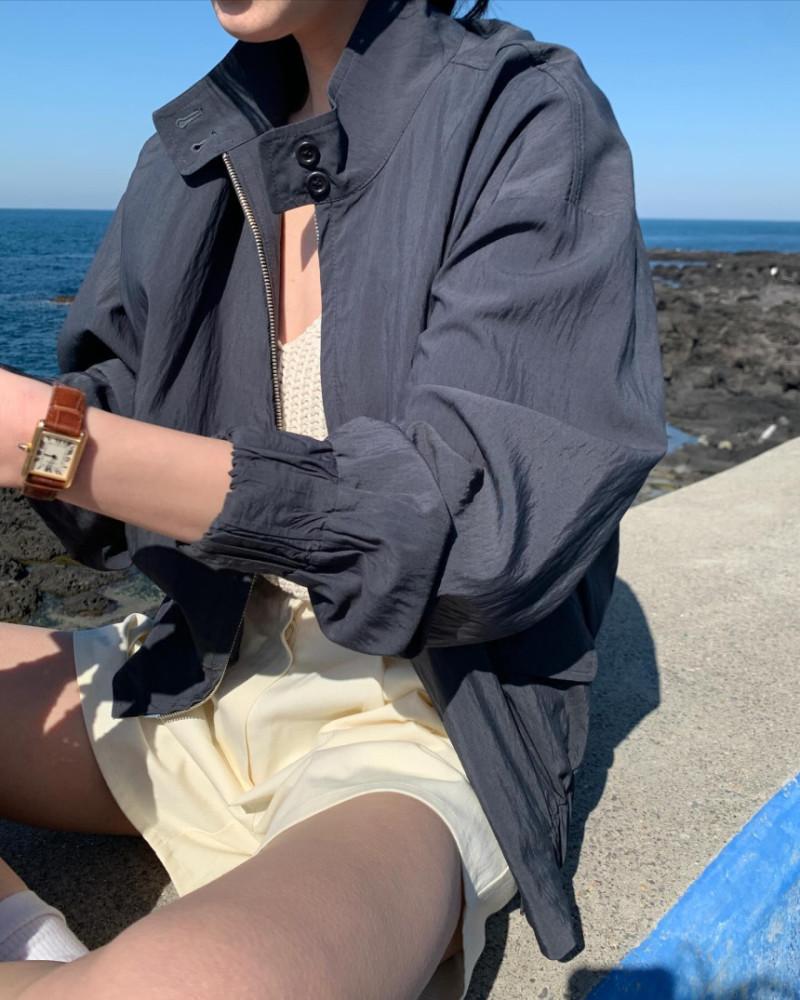 24SS 오버테이크 마일즈 점퍼 하이넥 루즈핏 하프 블루종점퍼  / 달리언니