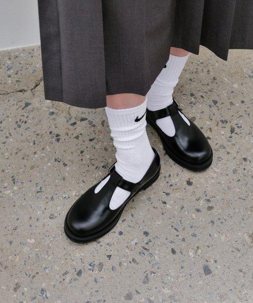 T STRAP LOAFER [C2F03 BK]