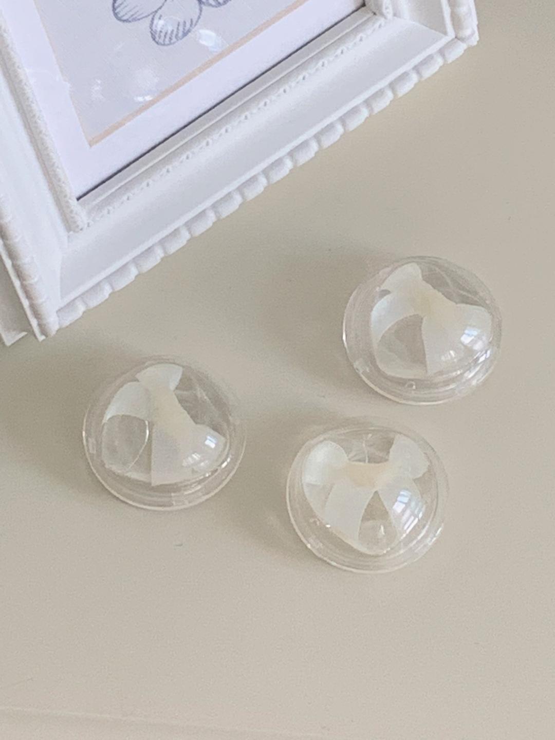 마머데이ㅣ화이트 리본 하트 레진 톡홀더 스마트톡