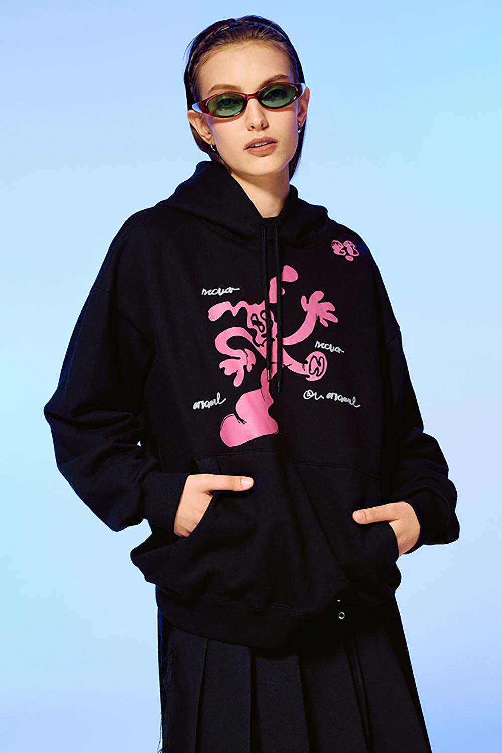 DANCING MOTION HOODIE-BLACK