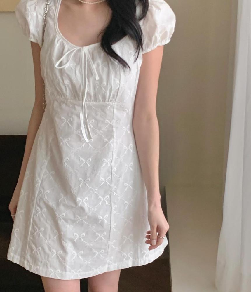 (당일출고) 글로리 리보닝 자수 원피스 퍼프 반팔 코튼 미니원피스
