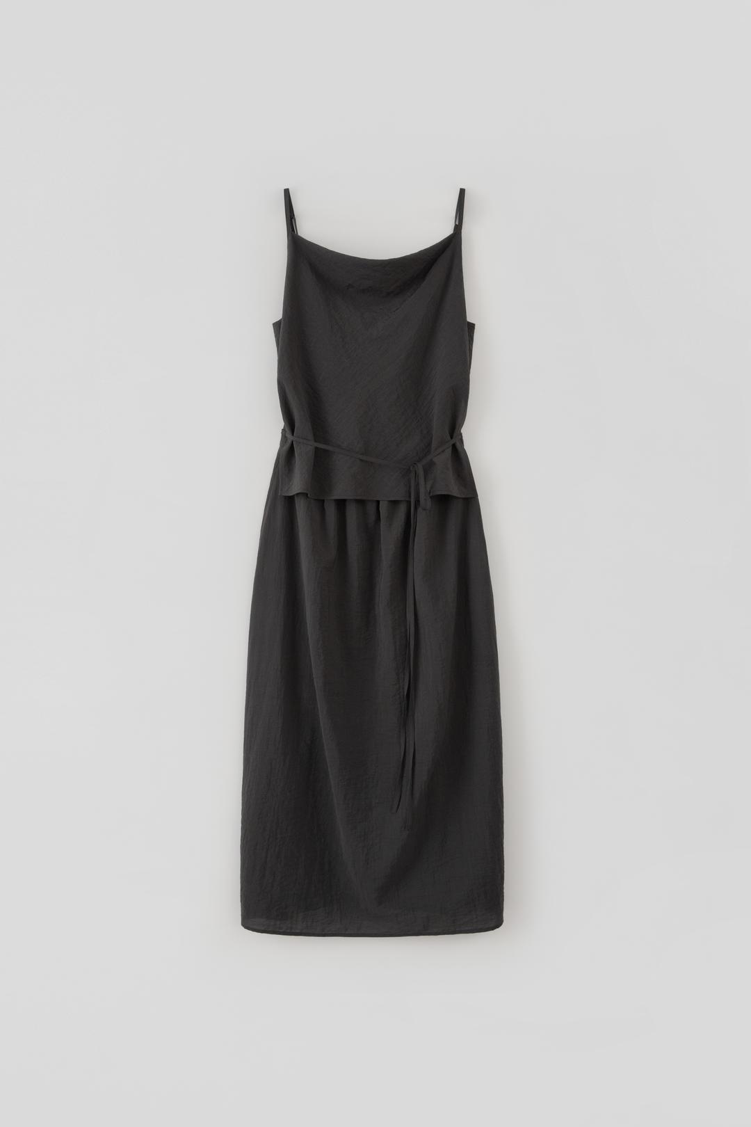 Sleeveless Cowl-Neck Gathered Dress_Charcoal