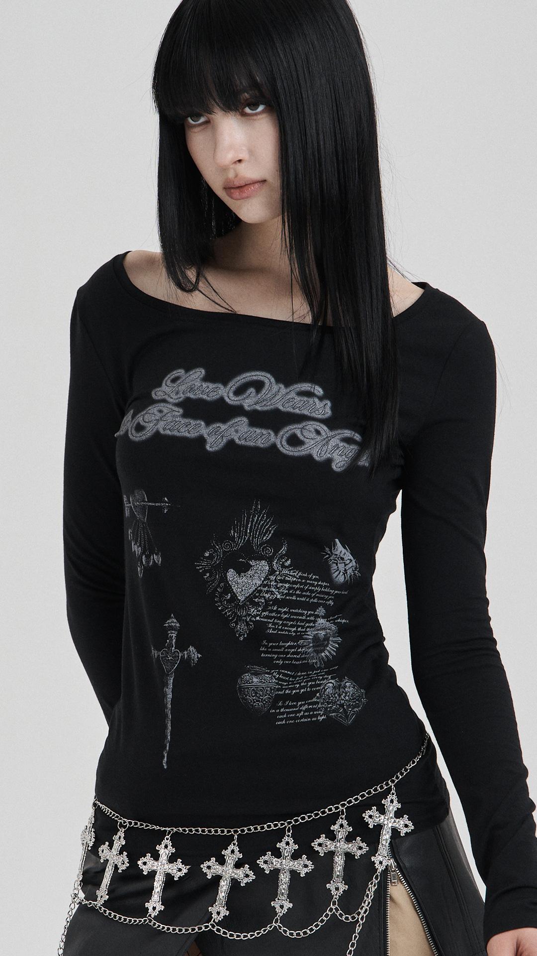 BlackVintage heartlongsleeve