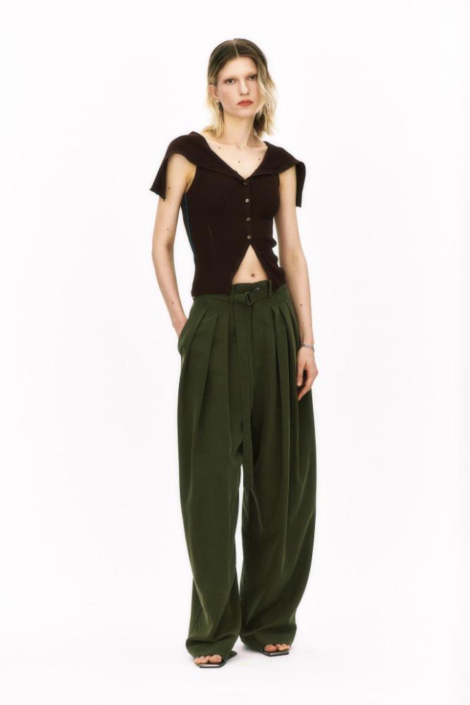 Dia Turtleneck Sleeveless Knit brown