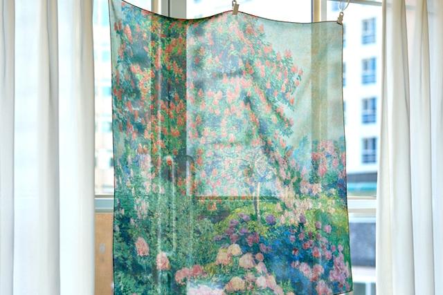 The flower garden in may 쉬폰 패브릭 포스터 / 가리개커튼(2size)