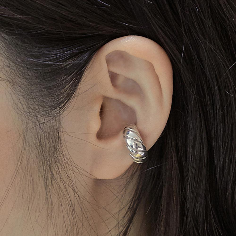 croissant ear cuff