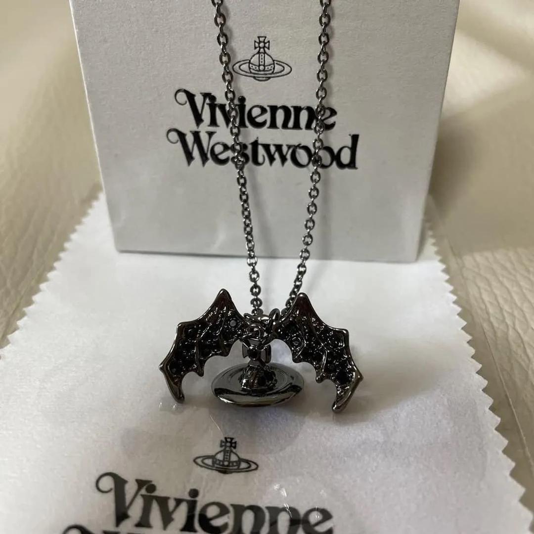 비비안웨스트우드 Bat 3D orbit 목걸이 | 후루츠패밀리