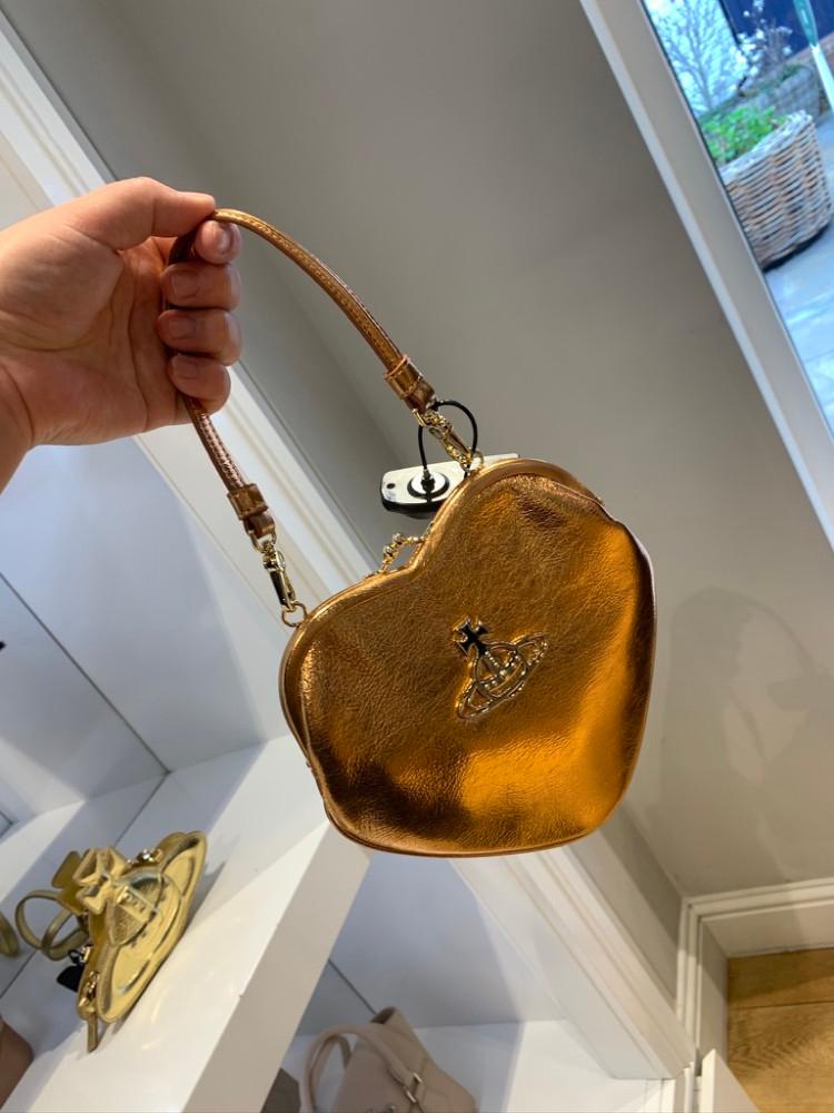 [40%off] 비비안웨스트우드 BELLE 하트 프레임 퍼스