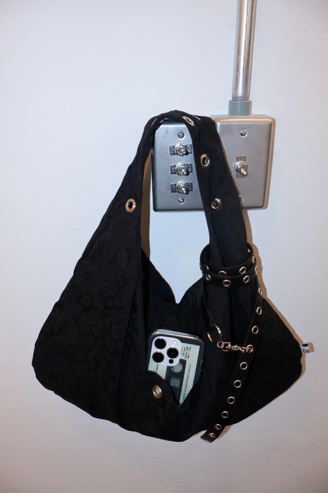 [RE-RELEASE] EYELET JACQUARD BAG