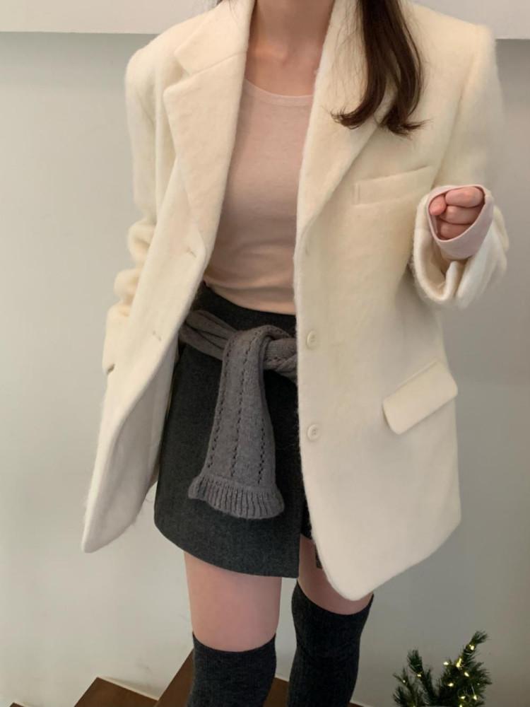 윈터 브러쉬 울 자켓 아이보리 하프 숏 코트