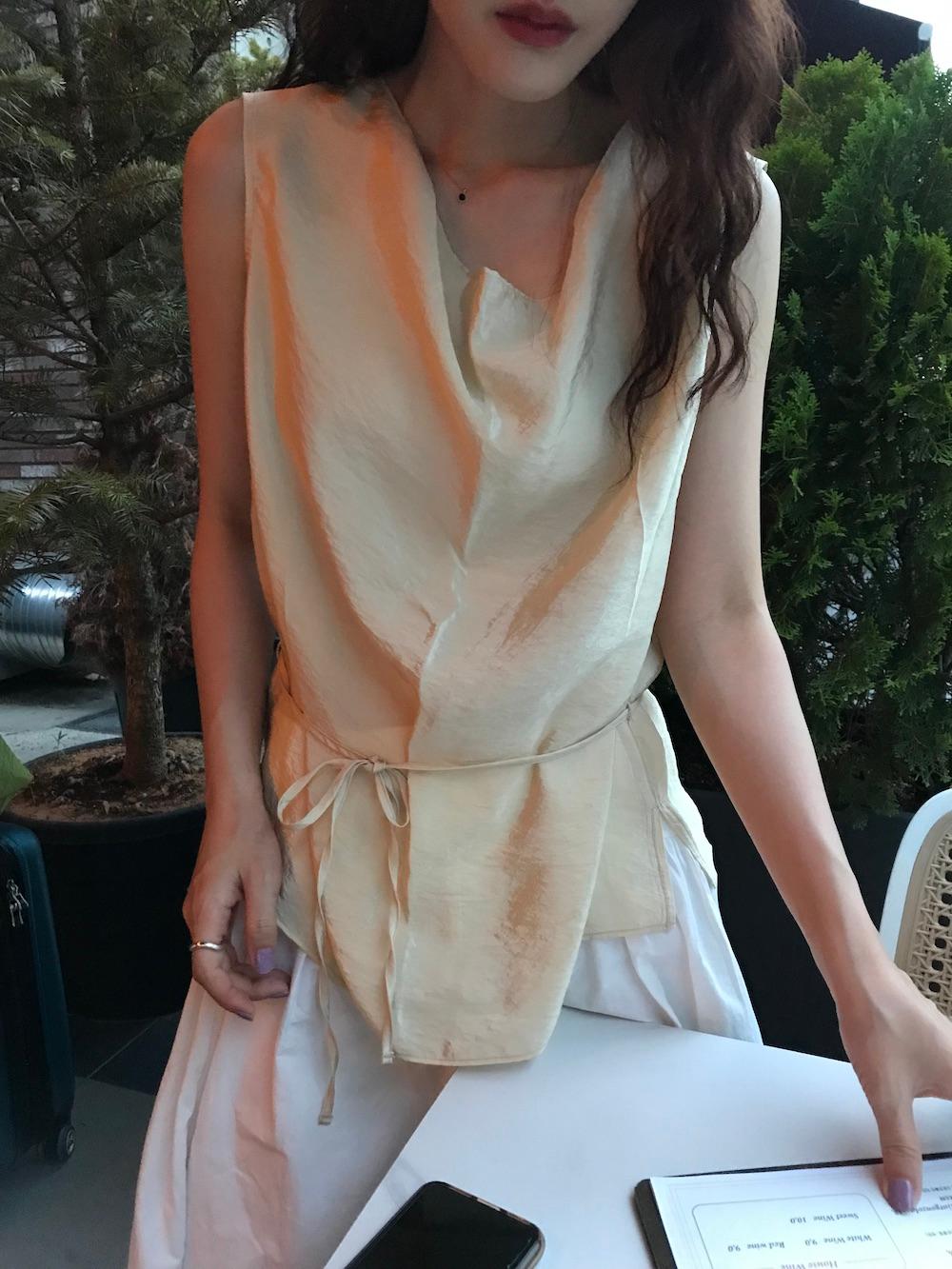 VIP PICK | 오드 블라우스