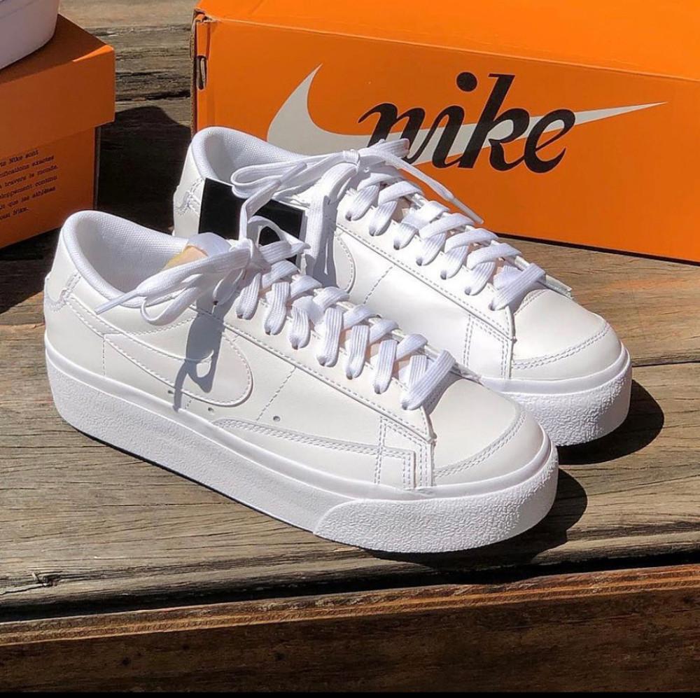 나이키 블레이저 로우 플랫폼 트리플화이트