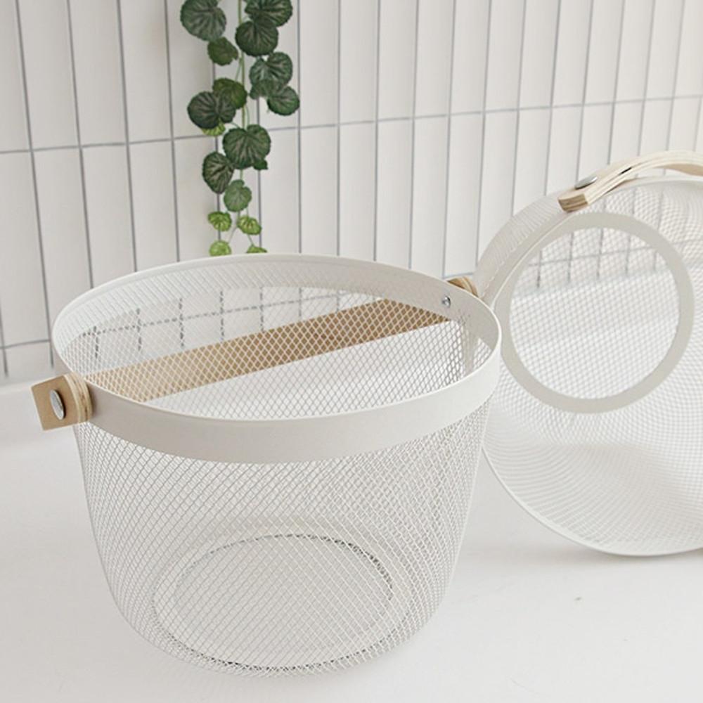 화이트 우드 메쉬망 원형 바스켓