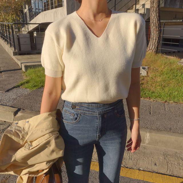 브이 퍼프 반팔니트