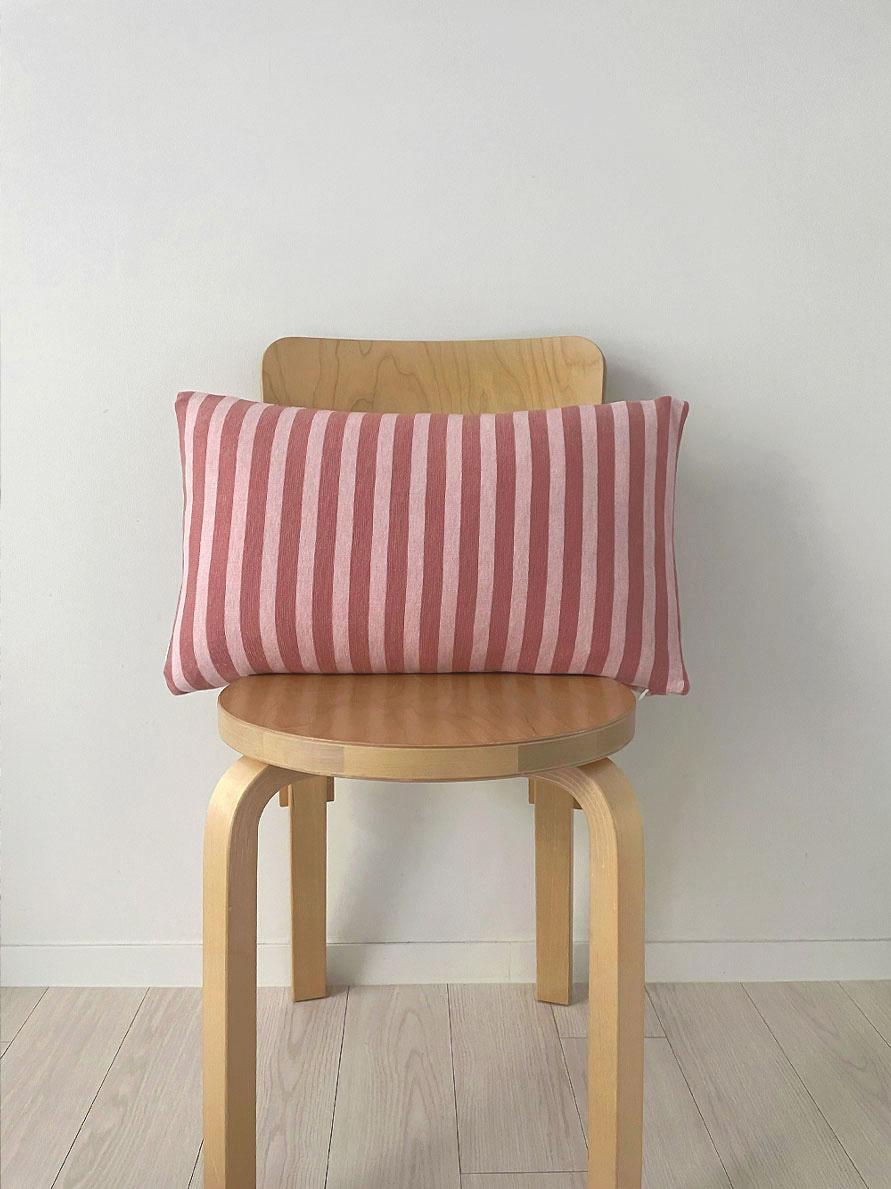 Stripe Knit Cushion / Rose Pink