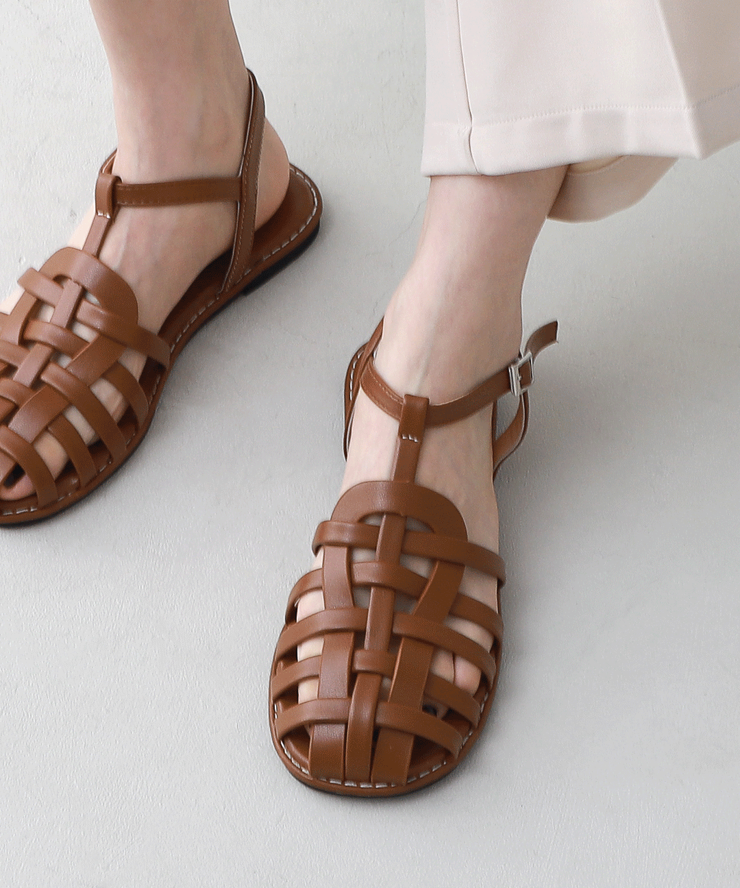 피셔맨 글래디 꼬임 플랫샌들(1.0cm) 10965