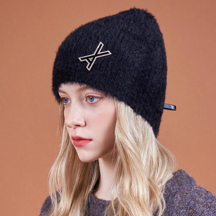 VA 브로치 소프트 앙고라 비니 블랙