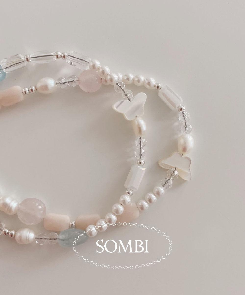 [silver925/SOMBI] 페페 나비 담수진주 원석 은팔찌 (2color)