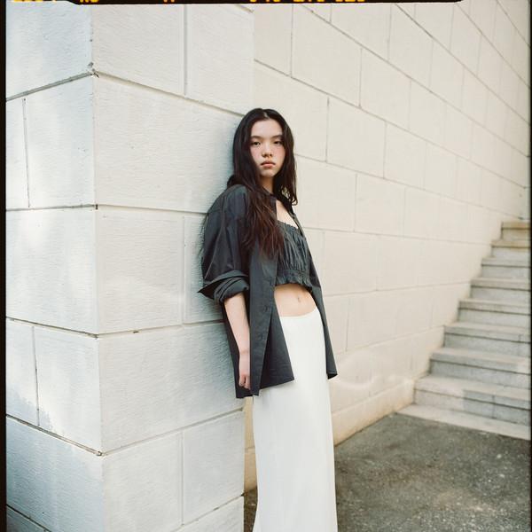 Cotton lawn shirt (ivory / dark gray)
