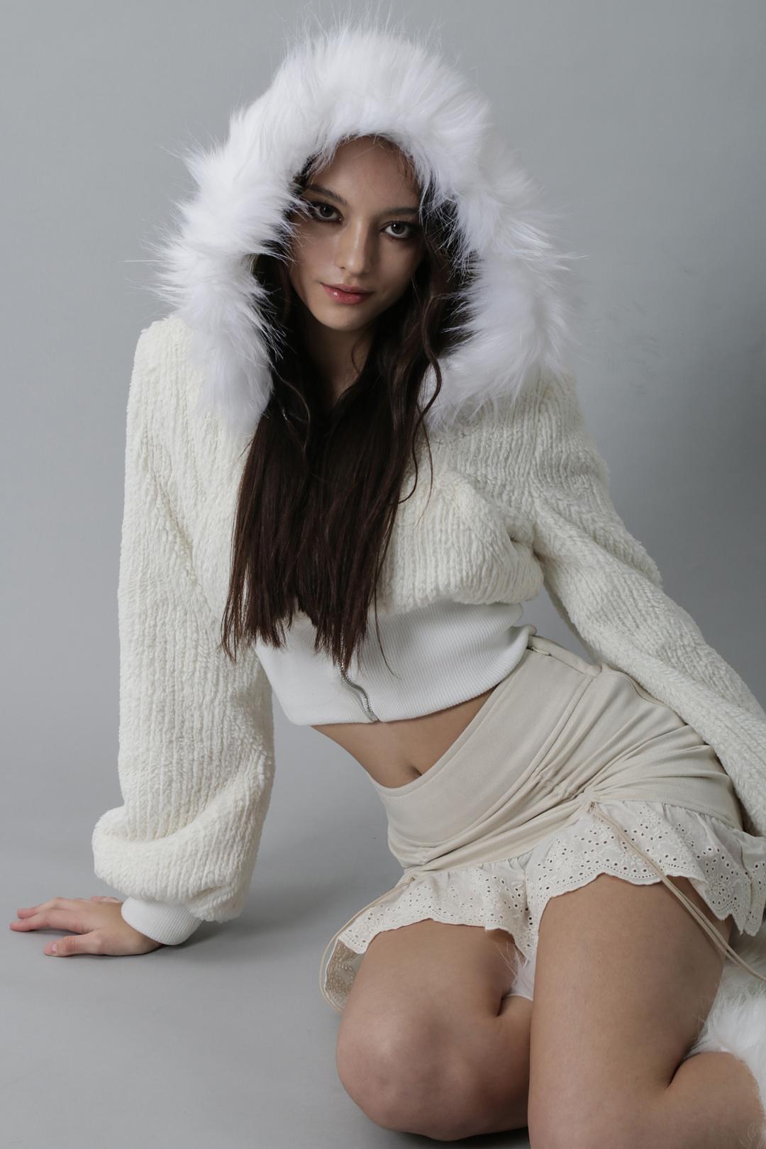 SNOW FLAKE HOOD ZIPUP (2COLORS!) 11월 셋째주 발송 예정