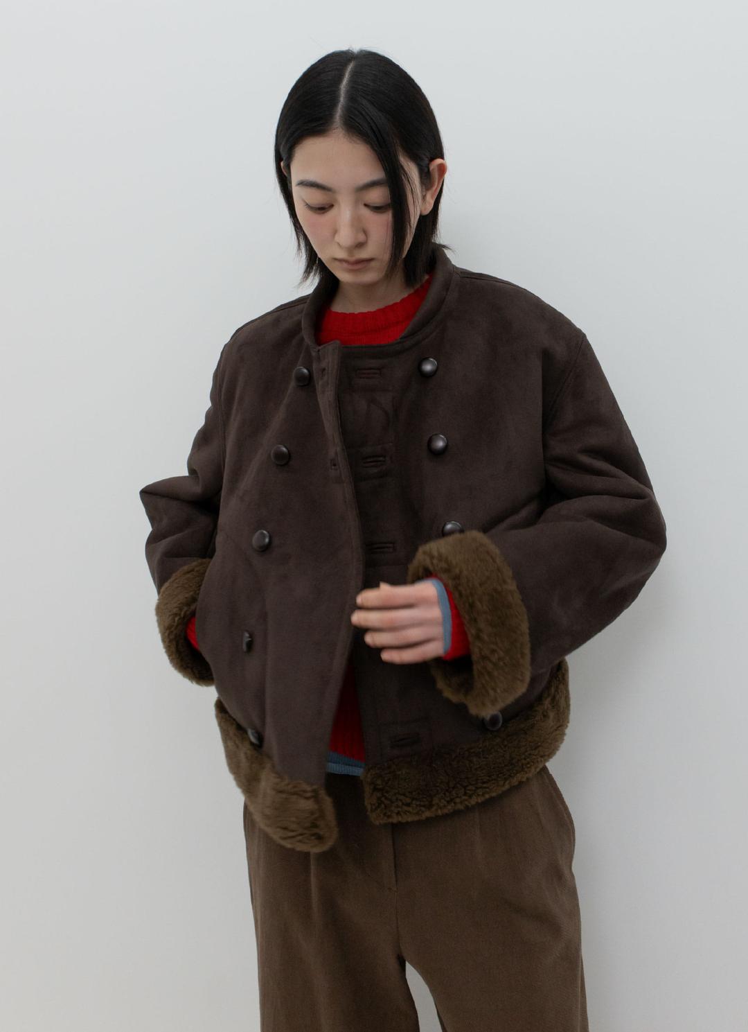 25FW DOUBLE-BUTTON SHORT MUSTANG / BROWN