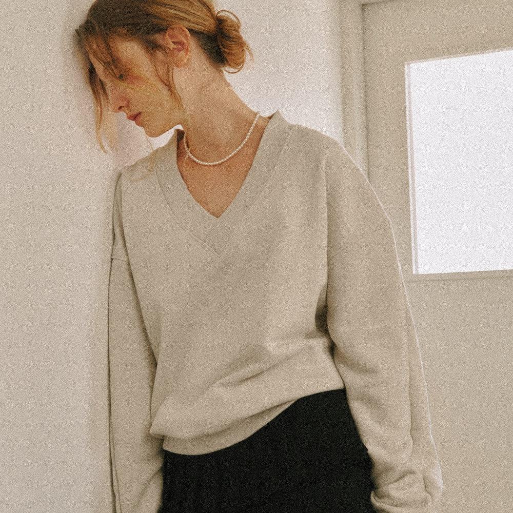 V NECK OVER FIT SWEATSHIRT OATMEAL