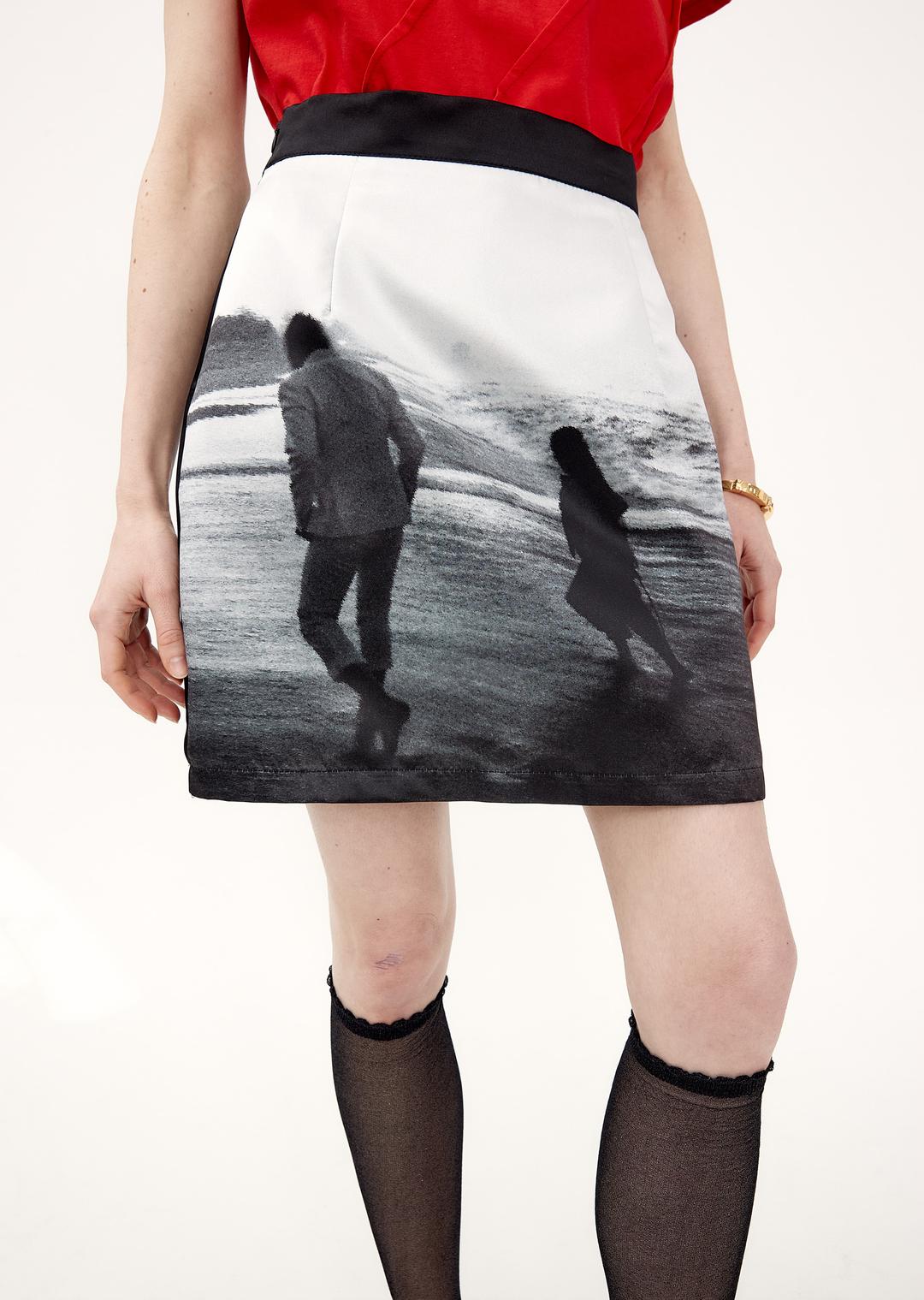 REVERSIBLE PRINTED MINI SKIR(BLACK)