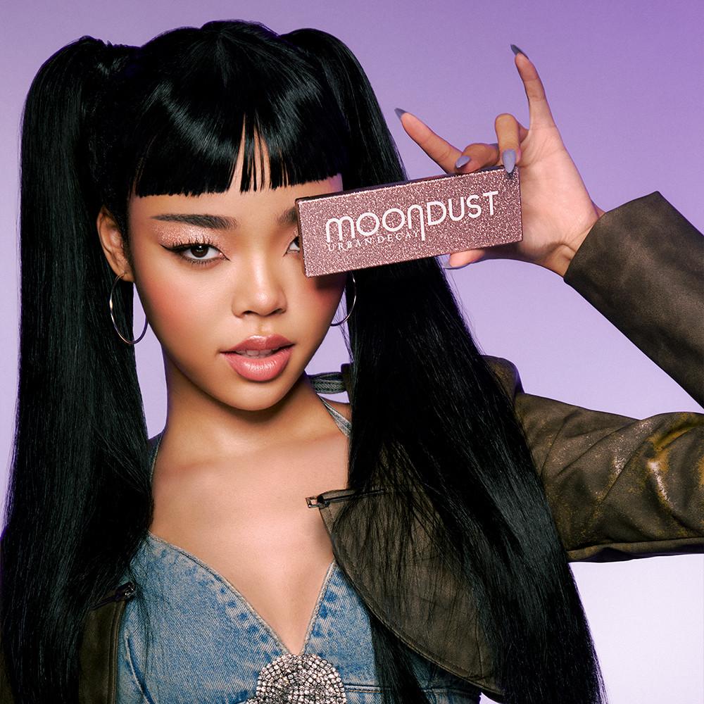 문더스트 아이섀도우 팔레트 (+브러쉬&스웨이드 파우치 세트+미니 아이프라이머 증정)