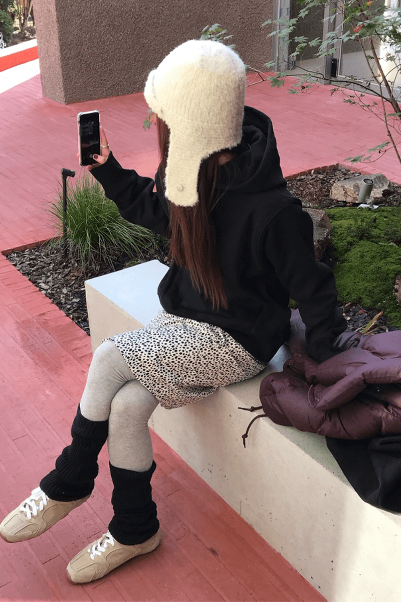 fluffy hat (2c)