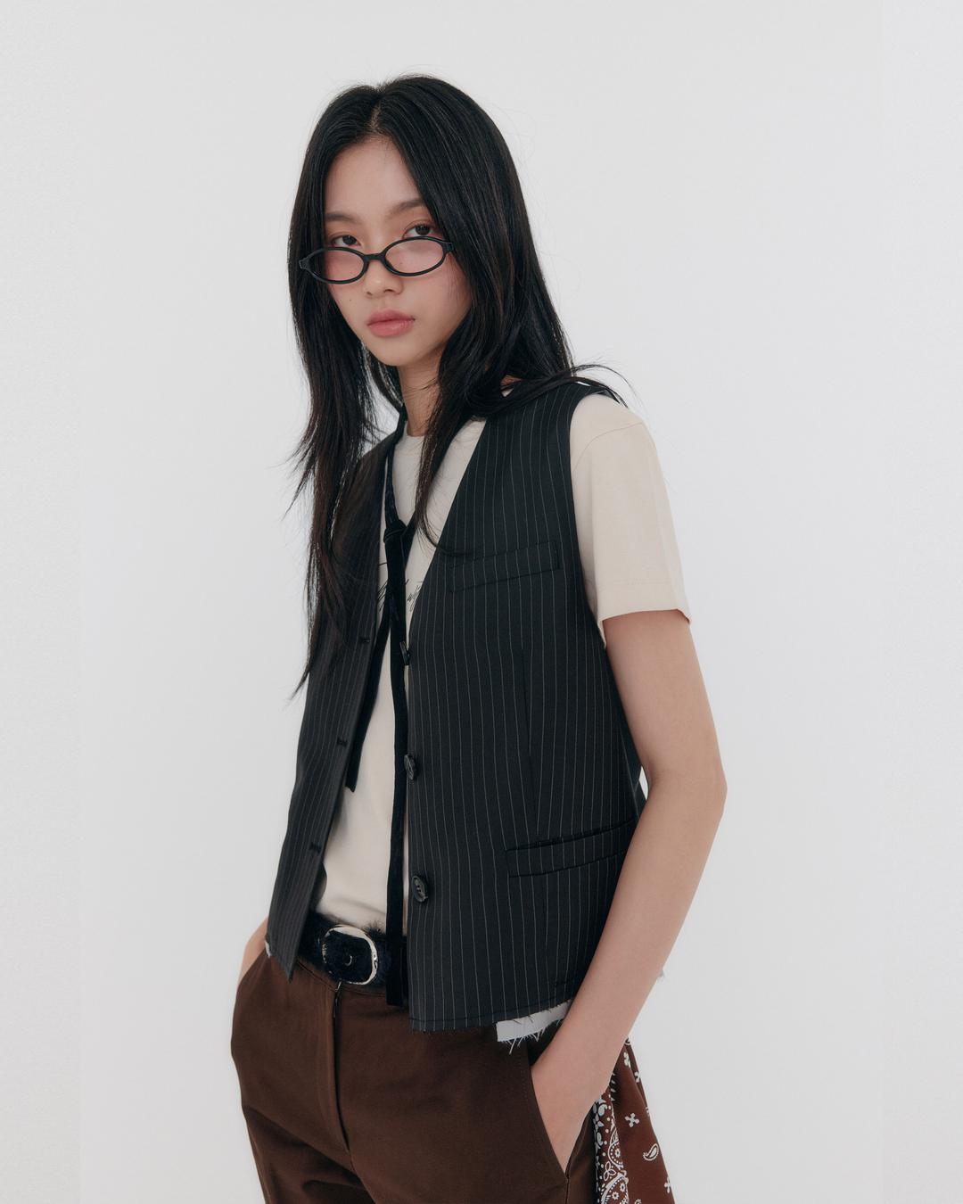 Pinstripes Tailoring Vest ( Black )