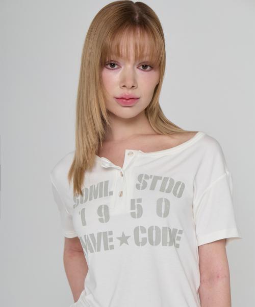 헨리넥 버튼 숏 슬리브 아이보리