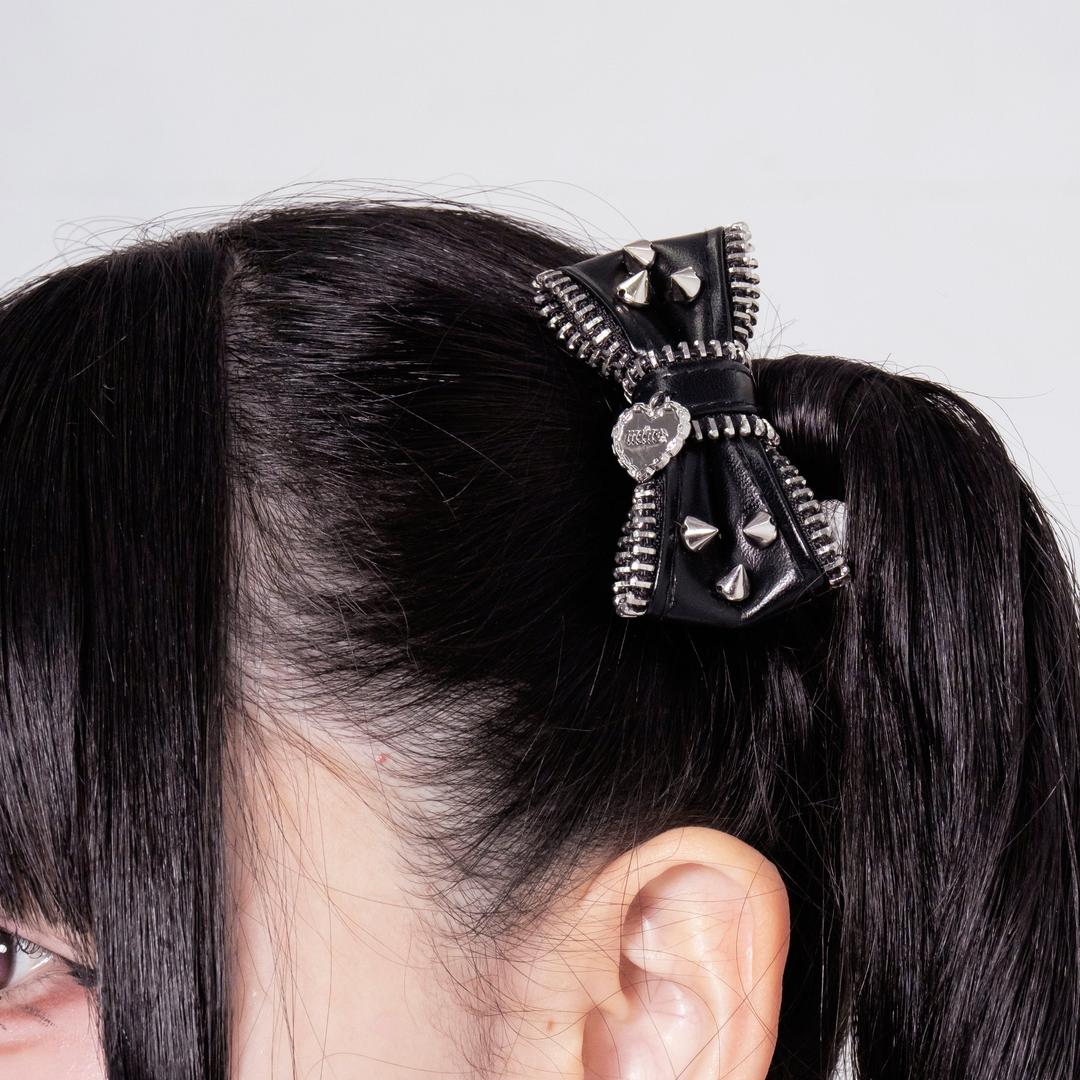 《mine》スパイクレザーリボン