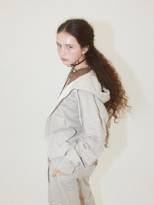 APPLIQUE 2WAY HOOD ZIP-UP IVORY