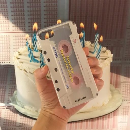 화이트 카세트 투명 이니셜 케이스📼