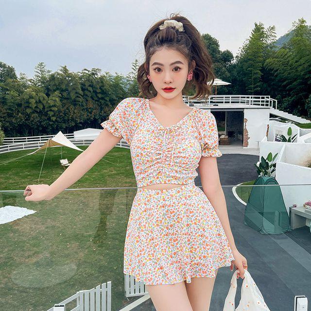 비키니 투피스 세트 브이넥 퍼프 셔링 프릴 크롭 플라워 잔꽃 프린트 하이웨스트 미니스커트 치마바지 러블리 귀여운 빈티지 해변룩 데이트룩 워터파크룩 비치웨어 스윔웨어