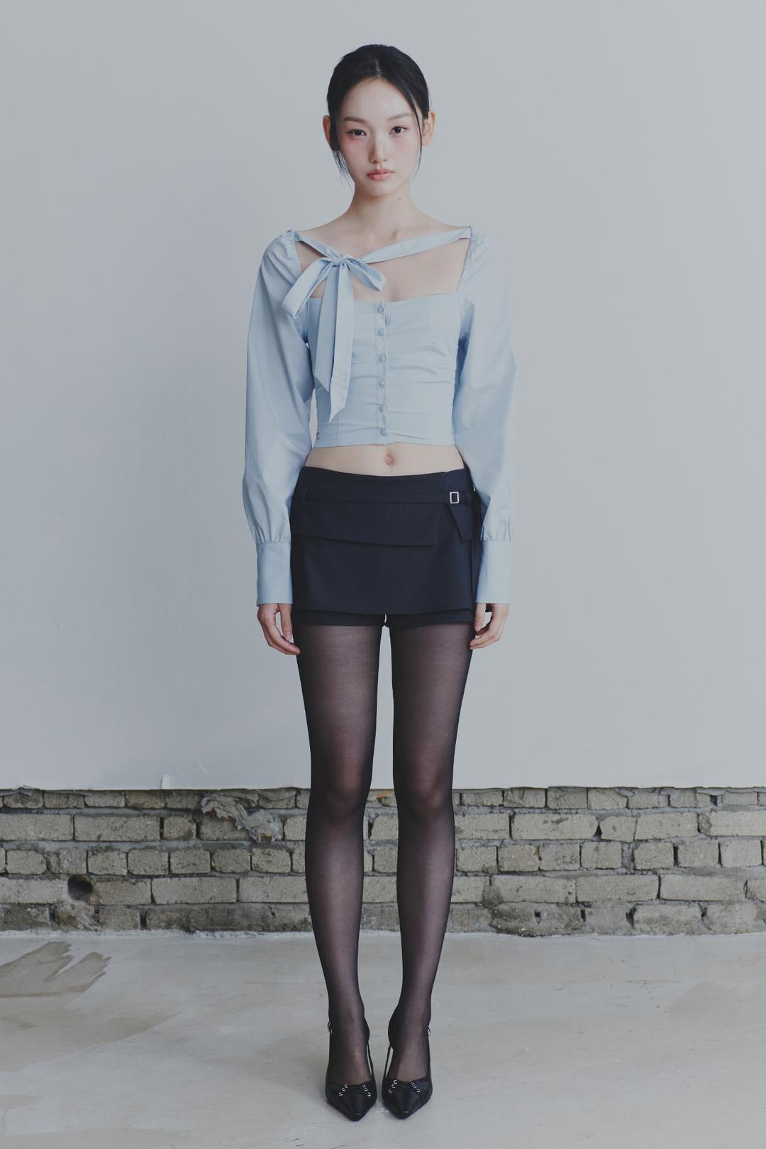 BIANCA SQUARE NECK BLOUSE blue