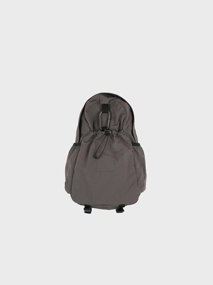 mmo backpack 075 / nylon wrinkle chocolate