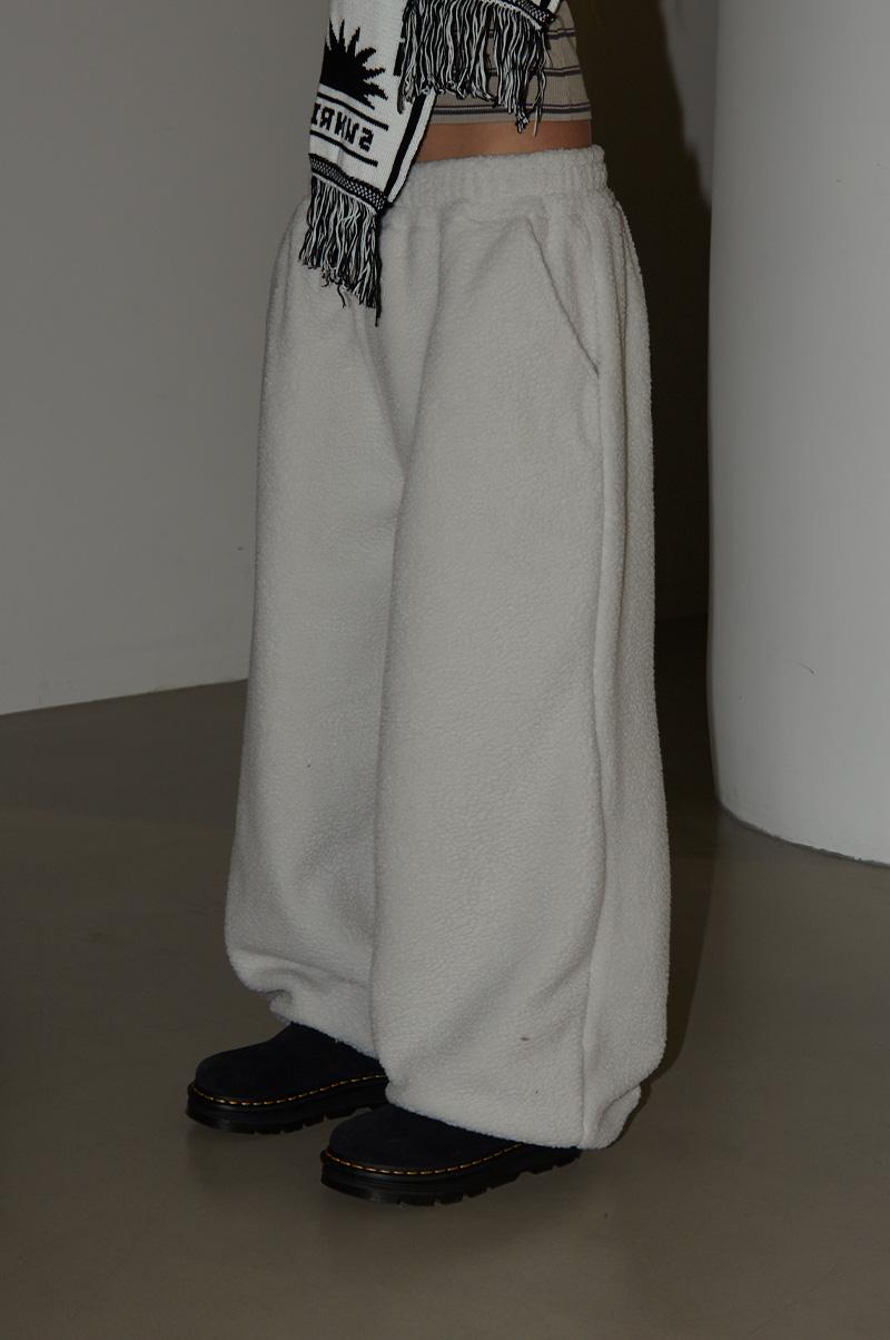 FLUFFY FLEECE PANTS