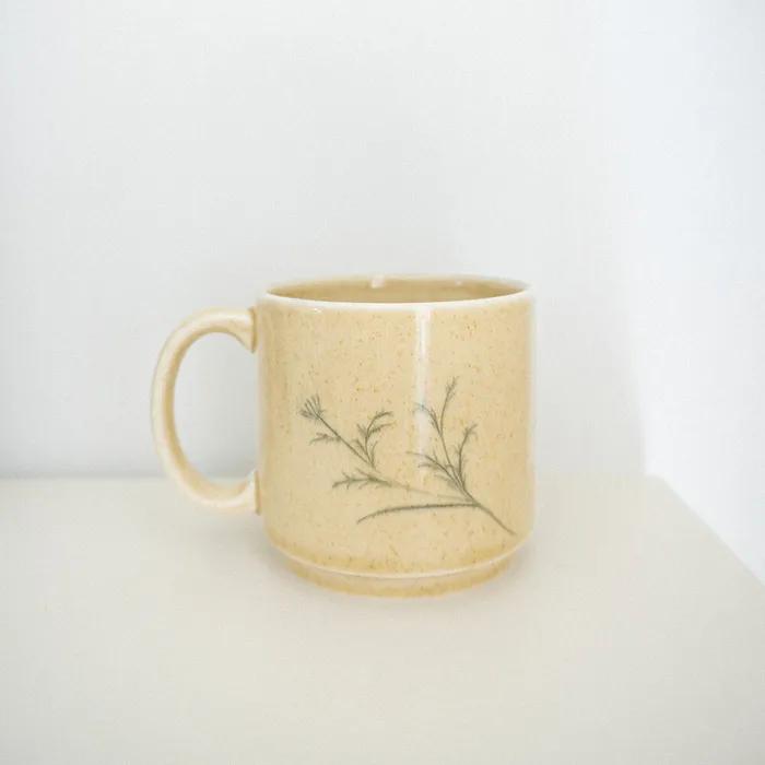 wild carrot mug