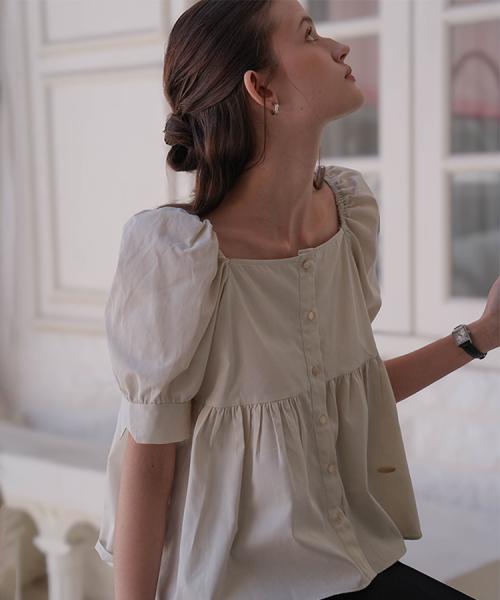 Shirring Puff Sleeve Blouse [Beige]