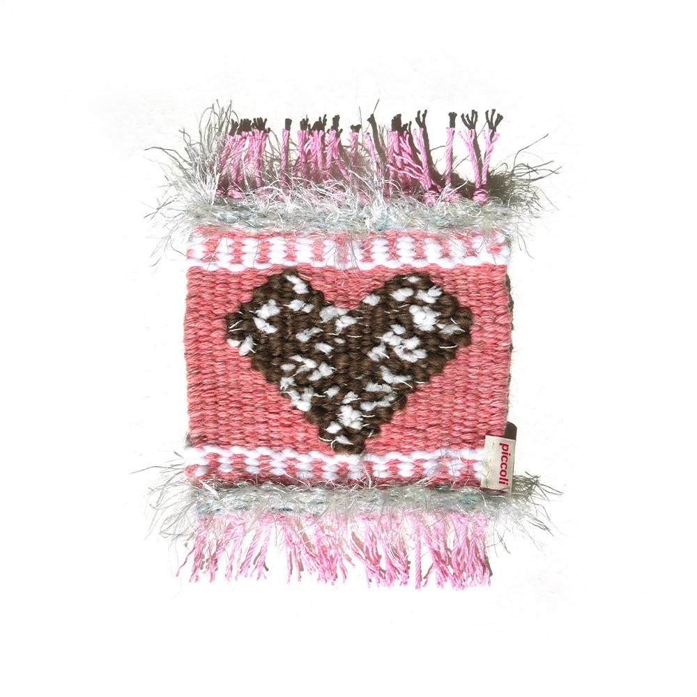 pom pom heart