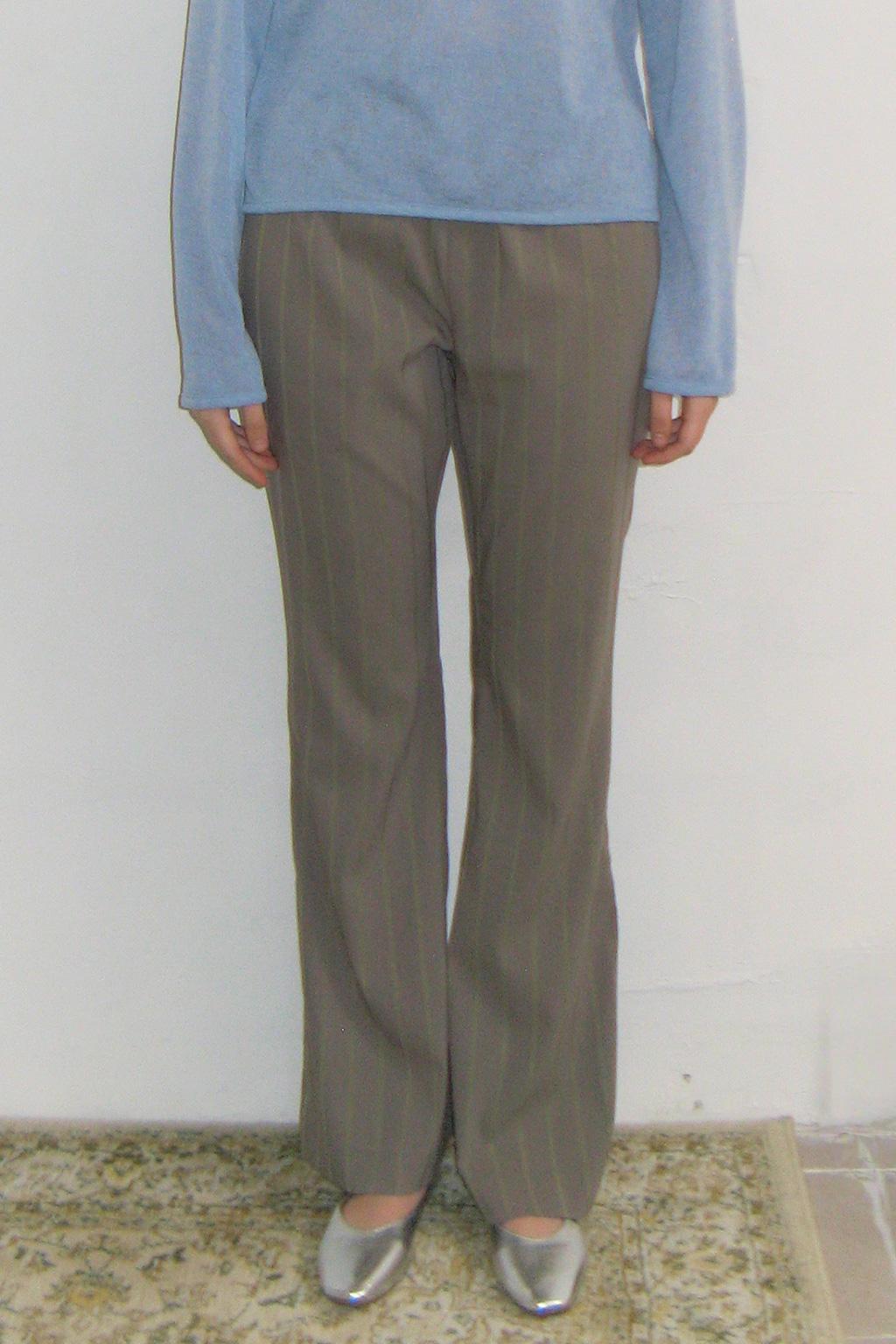 Boots Cut Easy Pants Khaki Grey