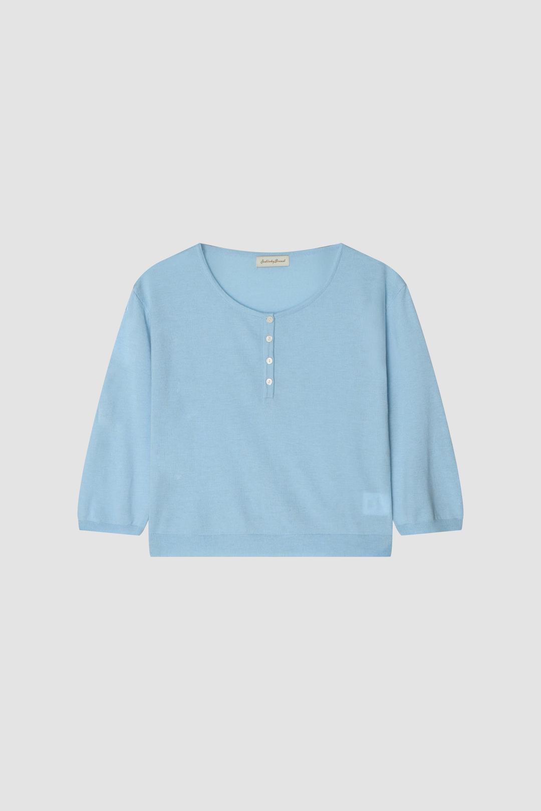 2nd) Lucy Soft blue Crop Knitwear