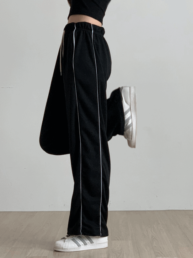 [투라인/와이드] 활동성 갑! 삥줄 와이드 트레이닝 팬츠 봄 가을 신상