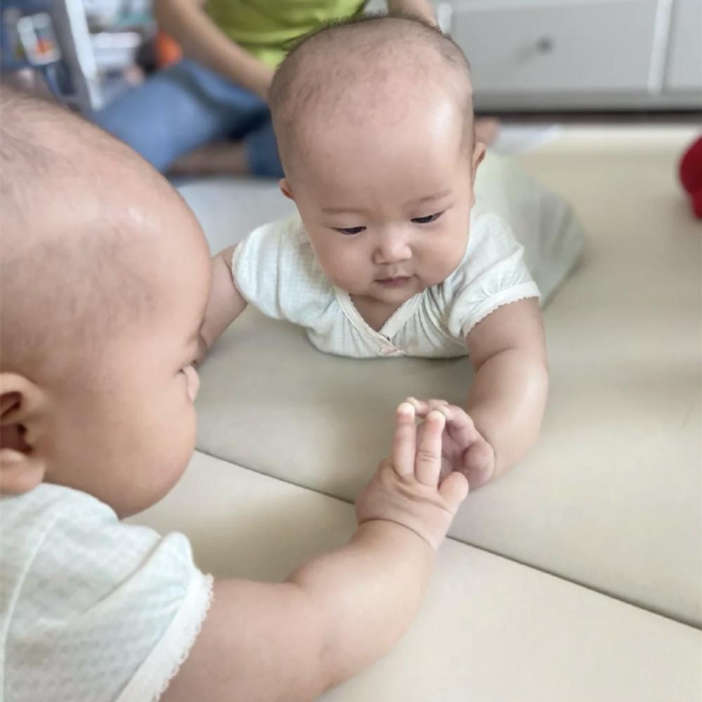 (3mm출시) 붙여보소 붙이는 아크릴 아기 안전 거울