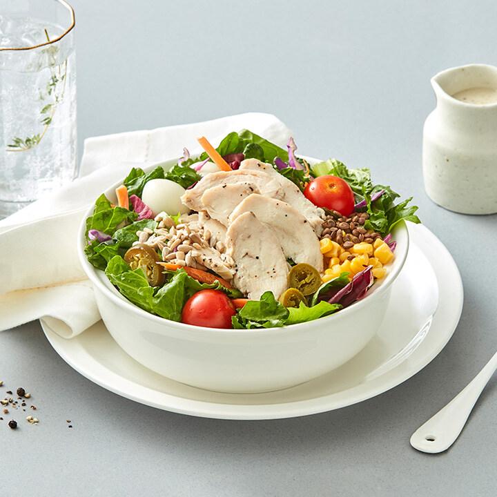 블랙페퍼치킨 흑임자어니언 샐러드