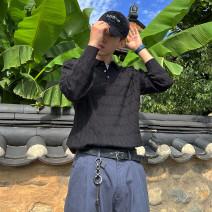 머슬핏긴팔니트 케이블카라니트