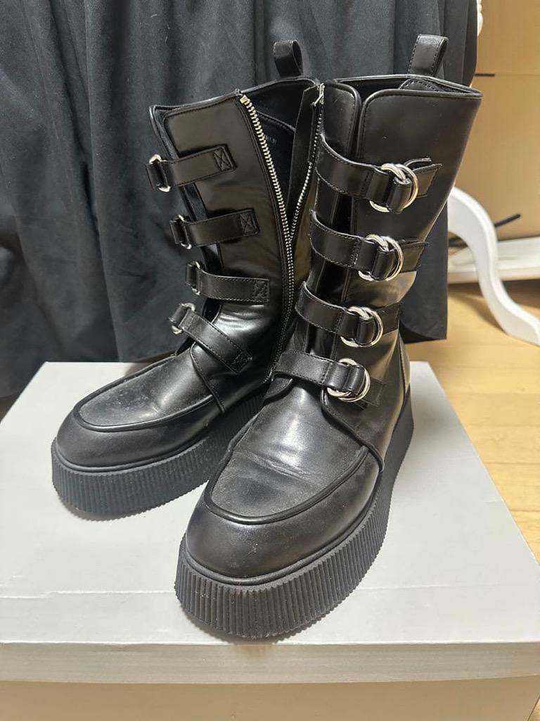 CHARLES & KEITH バックル ブーツ