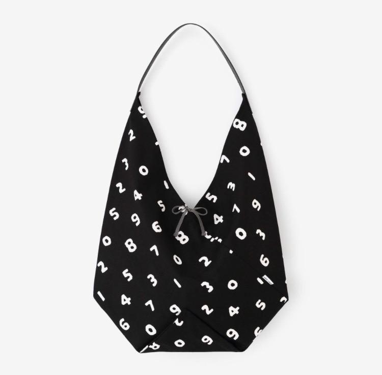 소우소우 SOUSOU 숄더백 잇사이부쿠로 블랙 화이트